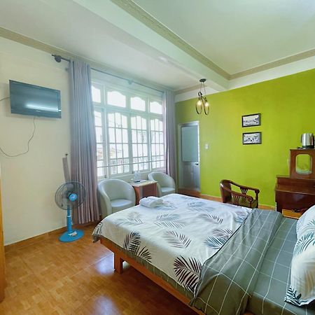 Hotel Khách sạn Anh Hào Dalat Exterior foto