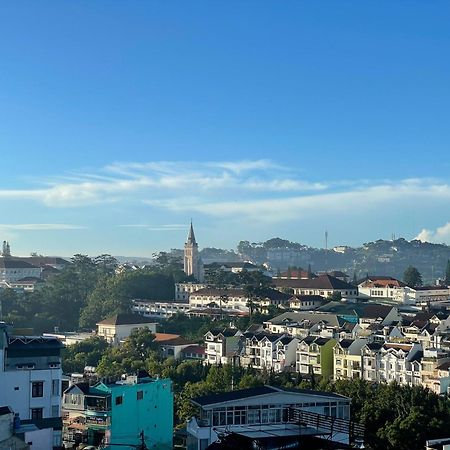 Hotel Khách sạn Anh Hào Dalat Exterior foto