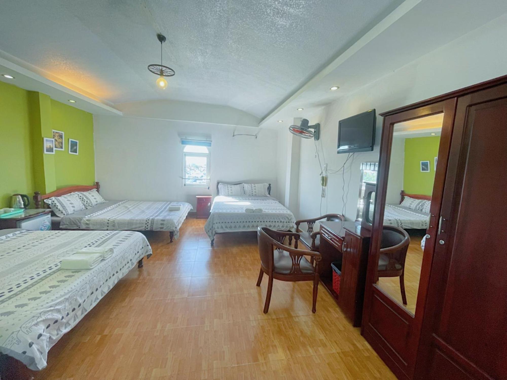Hotel Khách sạn Anh Hào Dalat Exterior foto