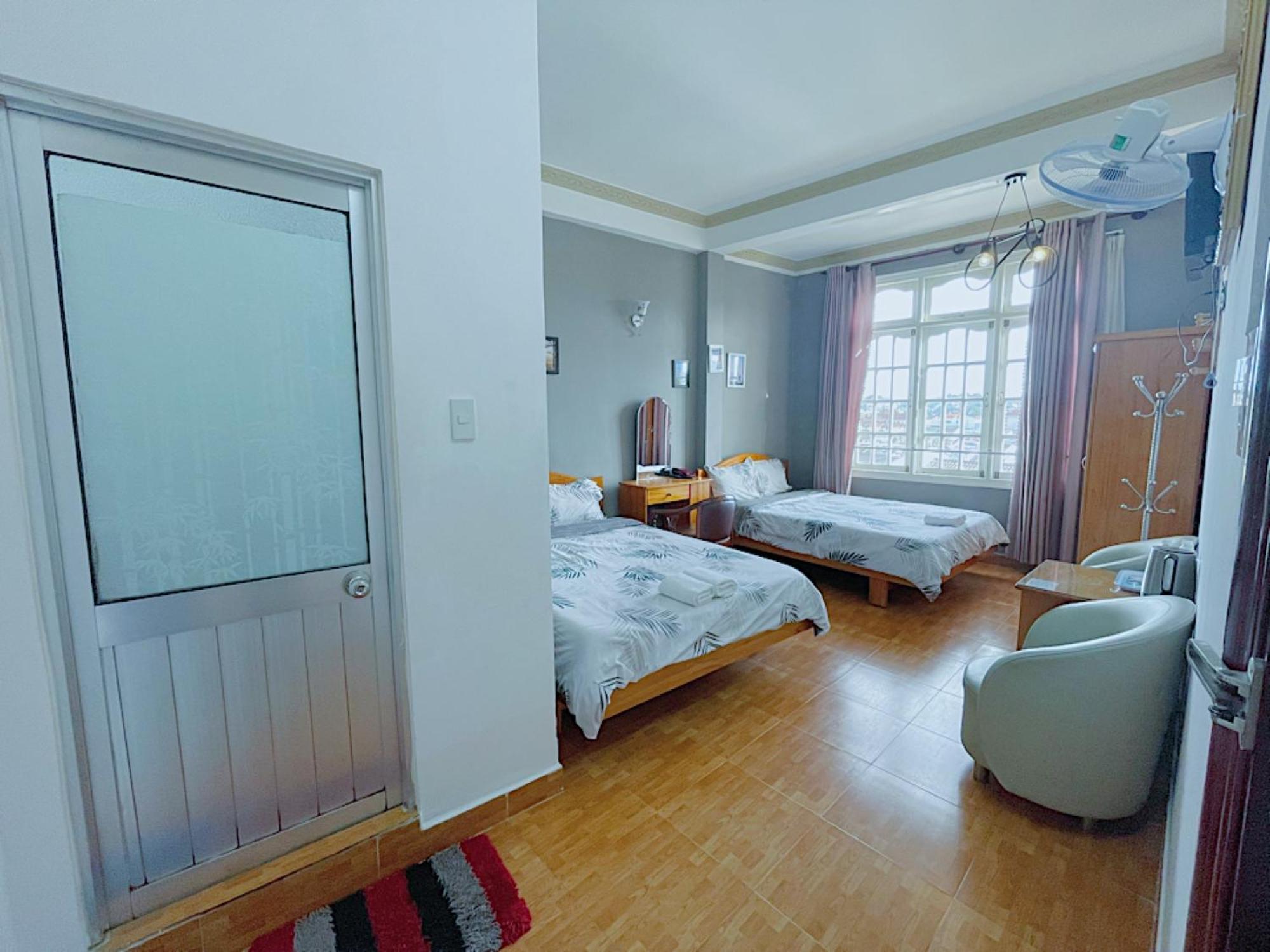 Hotel Khách sạn Anh Hào Dalat Exterior foto