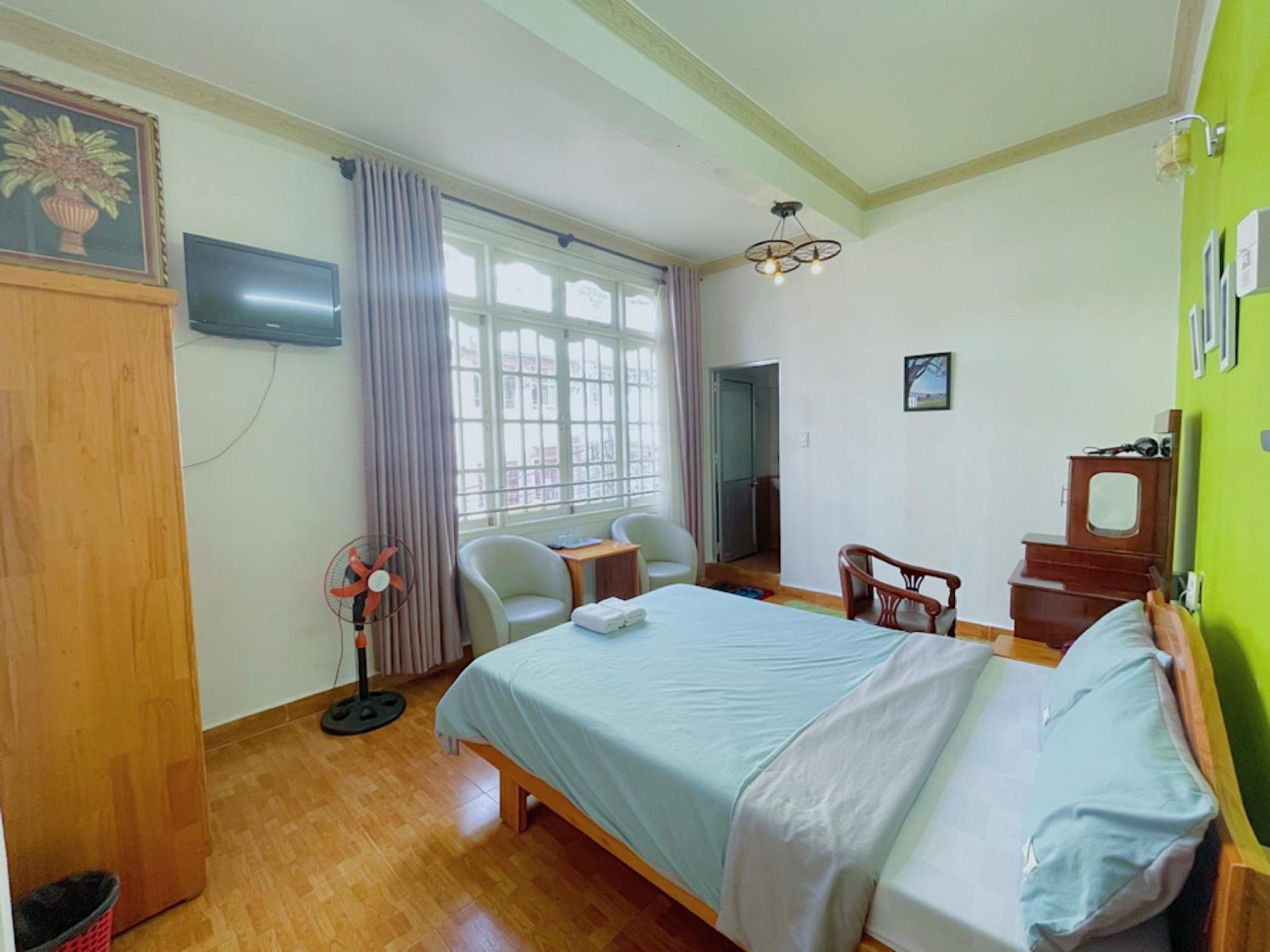 Hotel Khách sạn Anh Hào Dalat Exterior foto