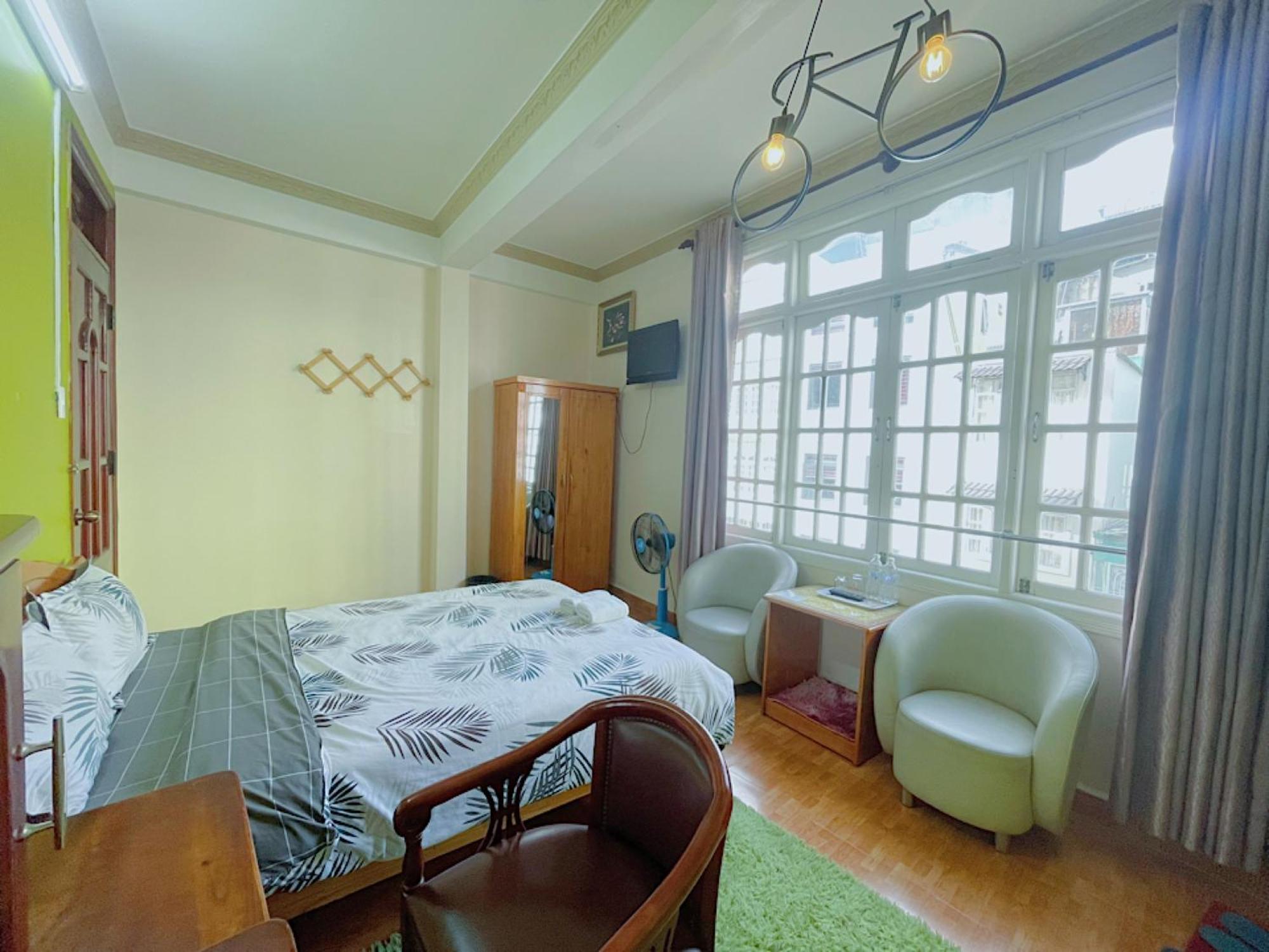 Hotel Khách sạn Anh Hào Dalat Exterior foto