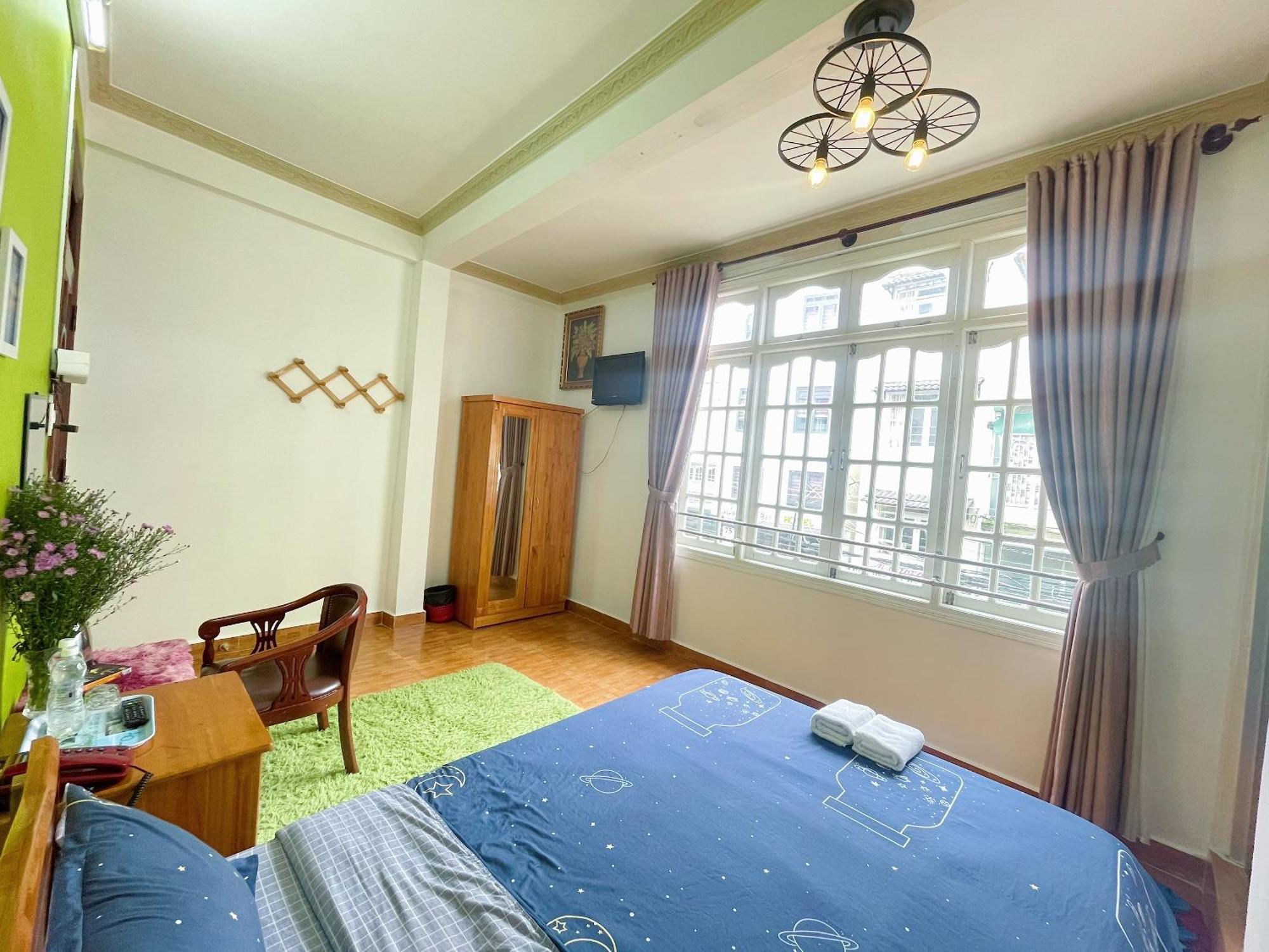 Hotel Khách sạn Anh Hào Dalat Exterior foto