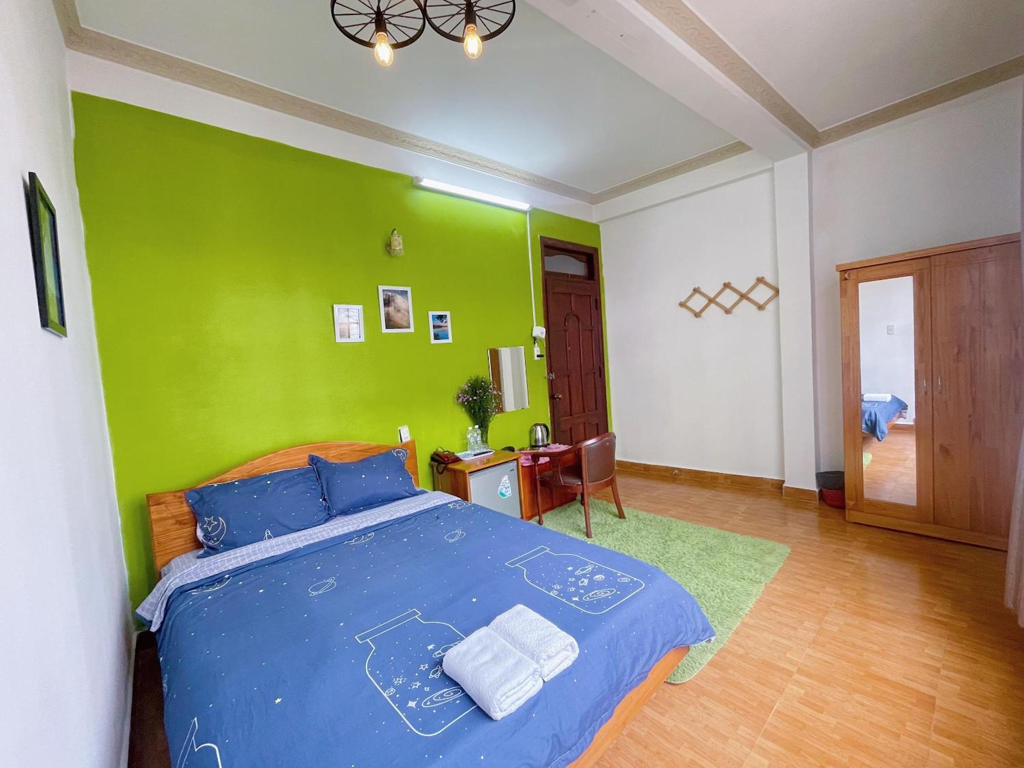 Hotel Khách sạn Anh Hào Dalat Exterior foto