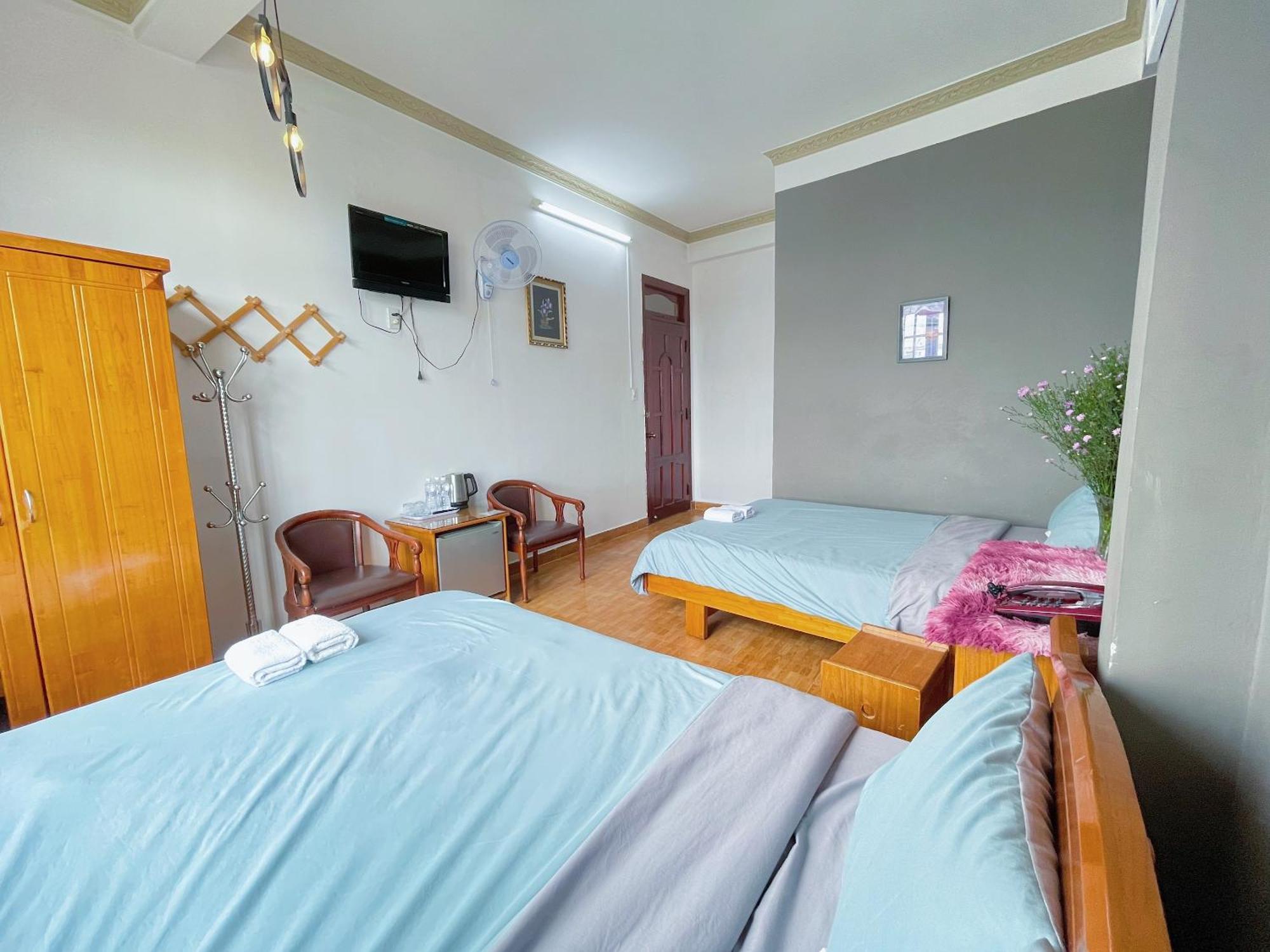 Hotel Khách sạn Anh Hào Dalat Exterior foto