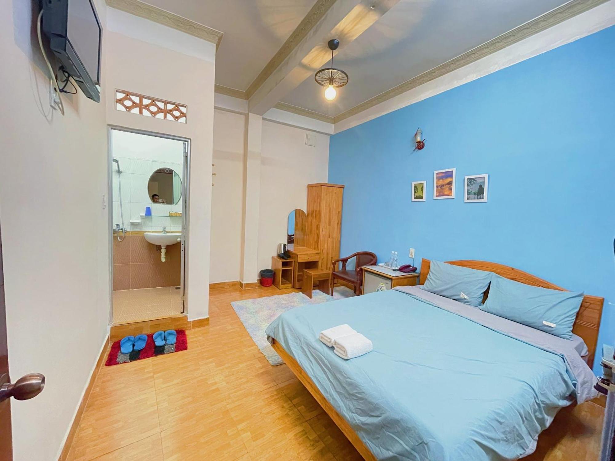 Hotel Khách sạn Anh Hào Dalat Exterior foto